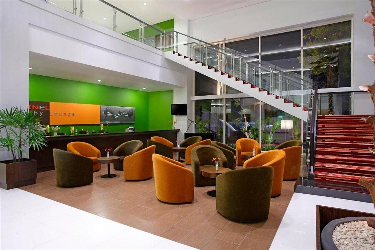 Hotel Santika פאלו מראה חיצוני תמונה