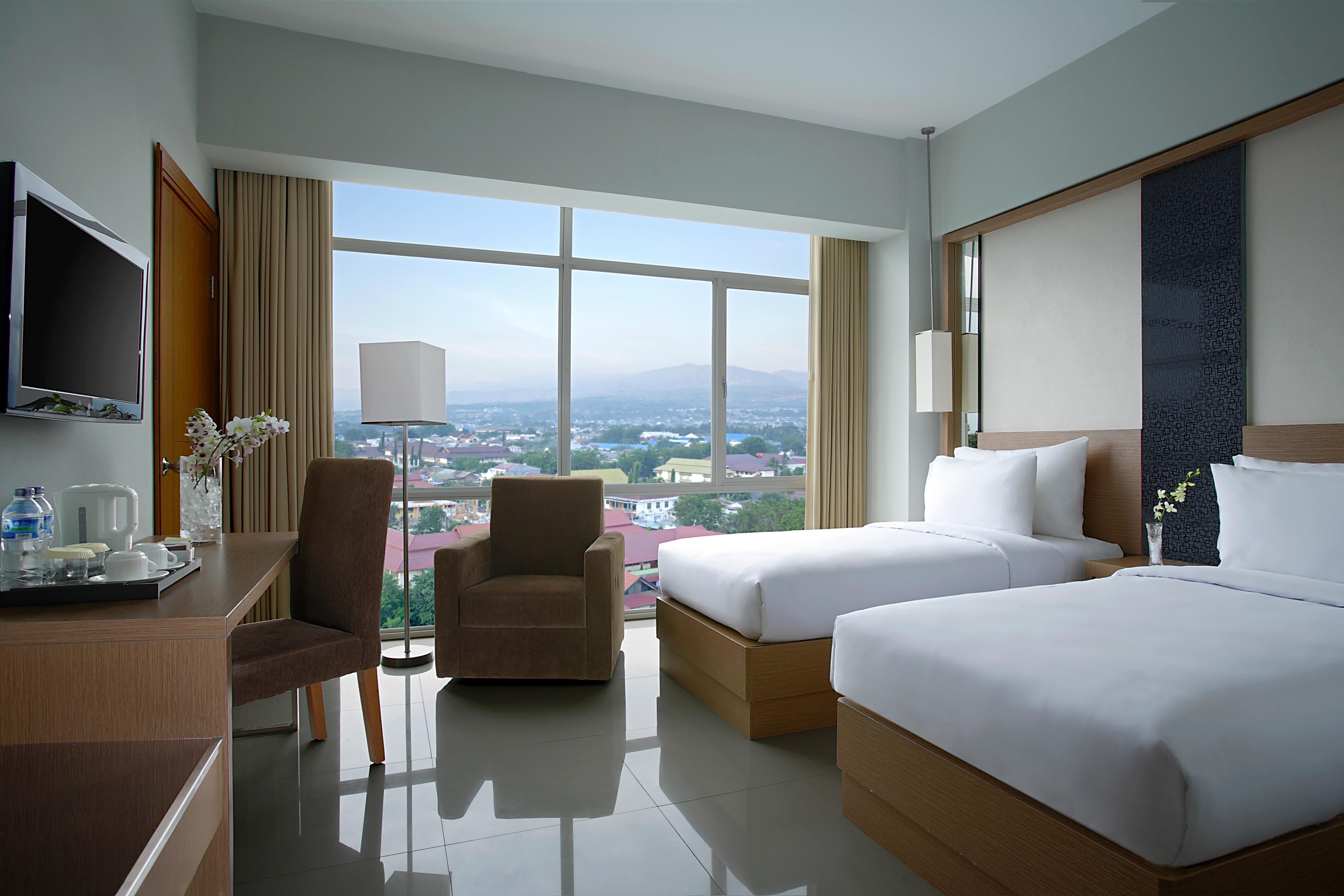 Hotel Santika פאלו מראה חיצוני תמונה