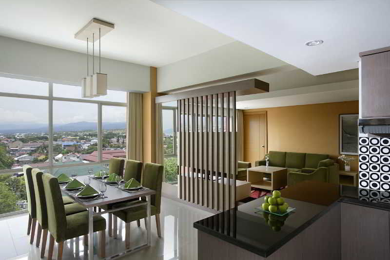 Hotel Santika פאלו מראה חיצוני תמונה