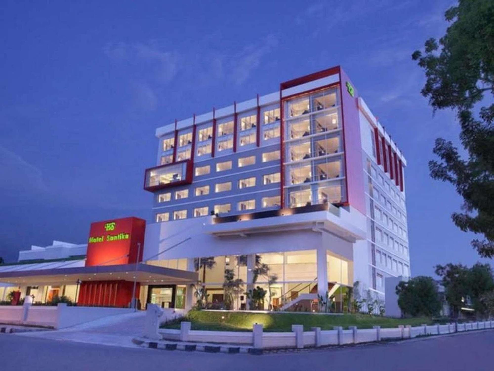 Hotel Santika פאלו מראה חיצוני תמונה